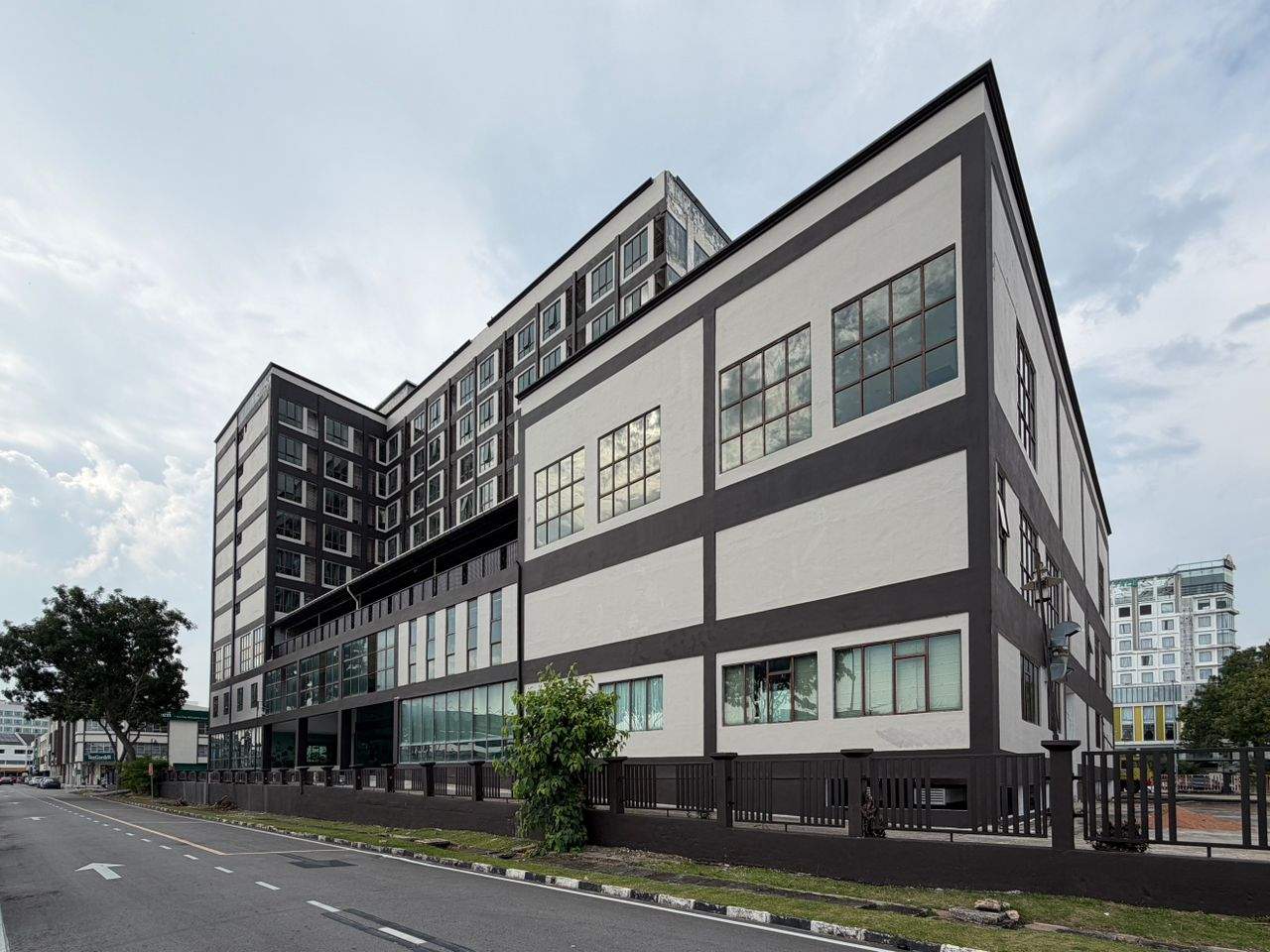 Kingston Hotel 17 @ Dataran Pahlawan, Malacca - Image 3