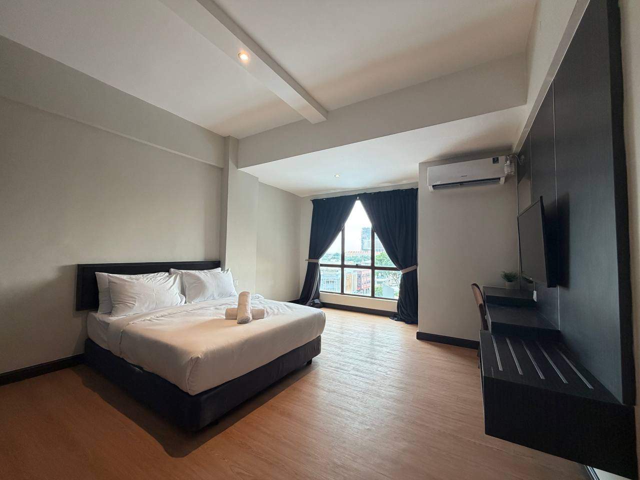 Kingston Hotel 17 @ Dataran Pahlawan, Malacca - Image 1