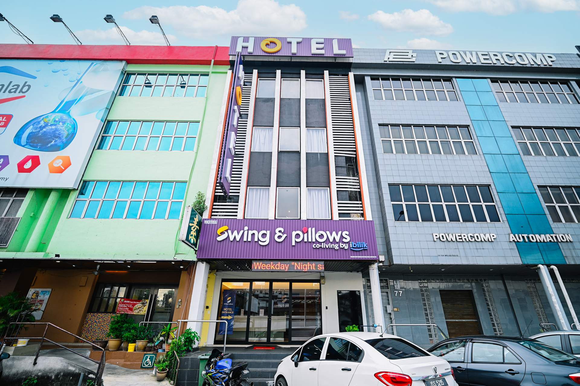 Swing & Pillows @ Kelana Jaya, Selangor - Image 2