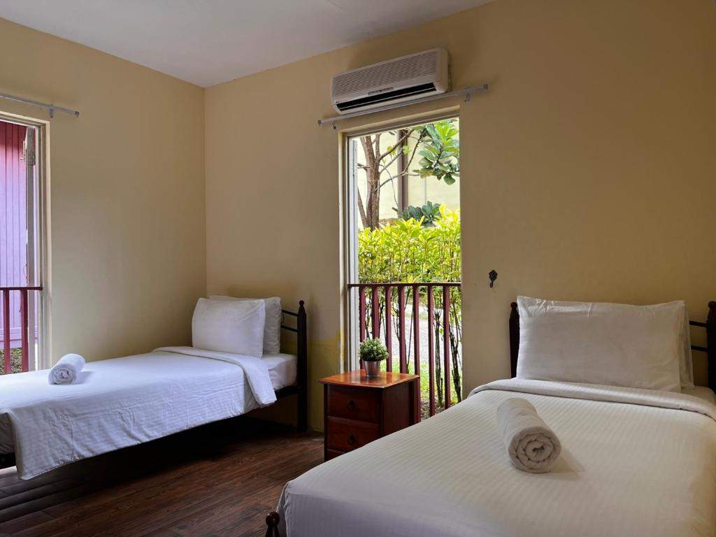 Lilla Hilltop Retreat - Image 4