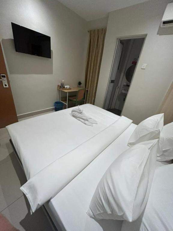 Swing & Pillows @ Damansara Jaya - Image 4