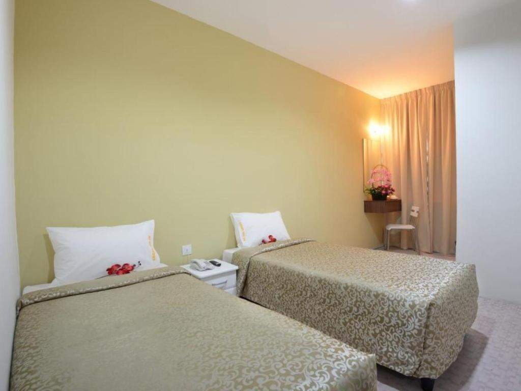 Swing & Pillows @ Grand Inn, Penang - Image 3