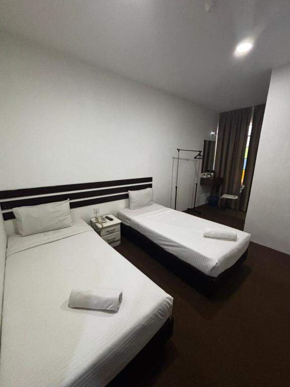 Swing & Pillows @ Grand Inn, Penang - Image 5