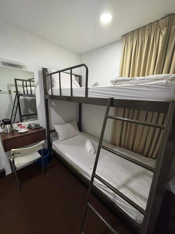 Swing & Pillows @ Grand Inn, Penang - Image 6