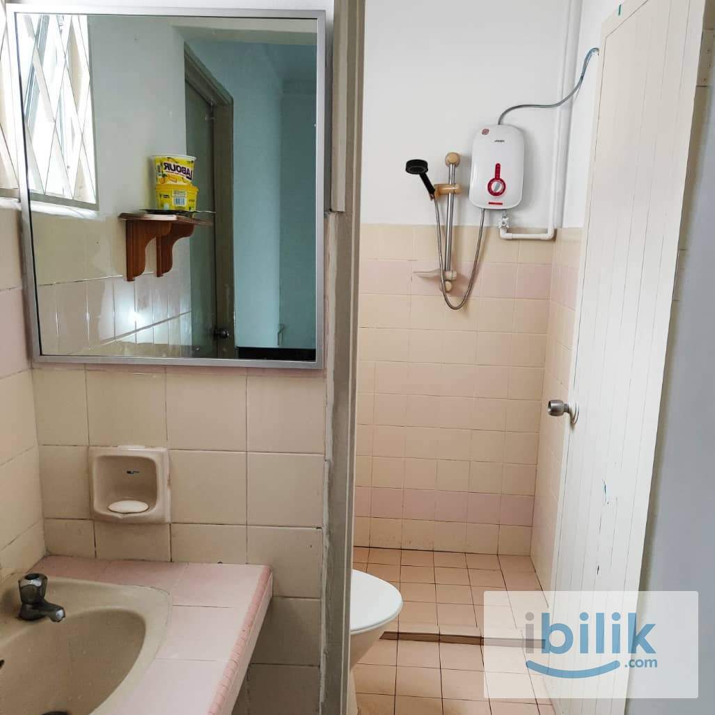 Middle Room For Rent In USJ 2/2M, UEP Subang Jaya - Image 4