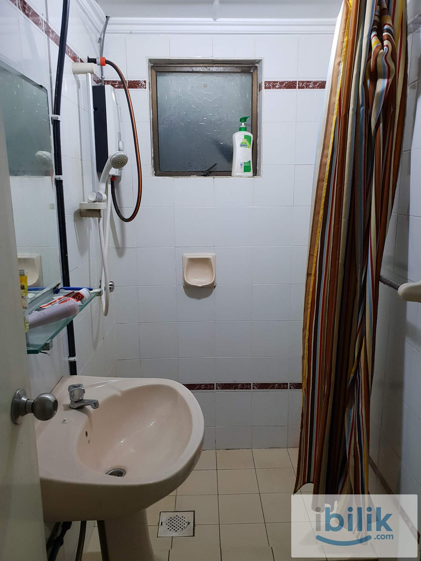 PJ-Ehsan Ria Condo/Universiti Tower F/FURNISHED Single Room For Rent (RM480) - Image 3