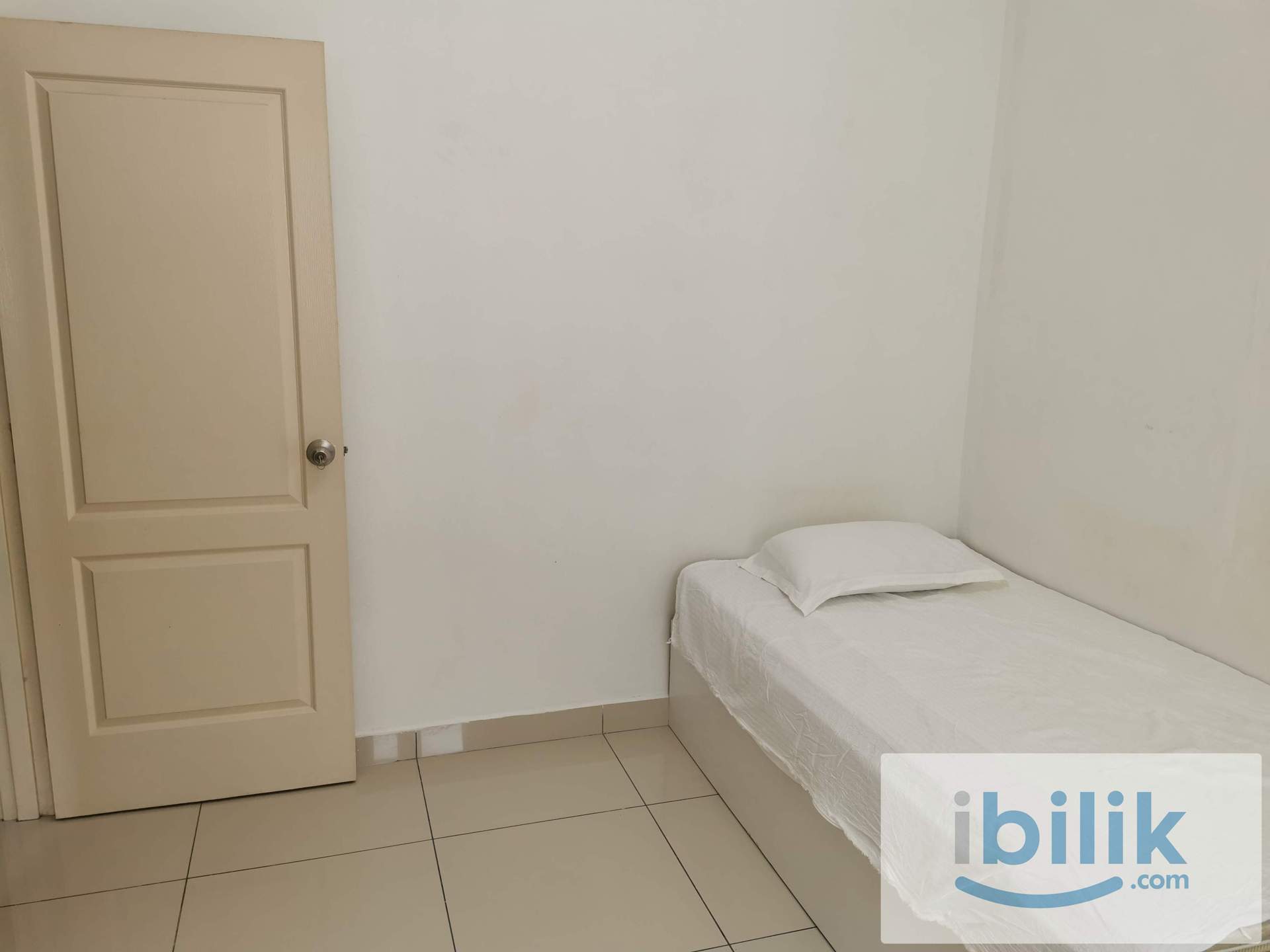 Private medium room bukit mertajam - Image 1