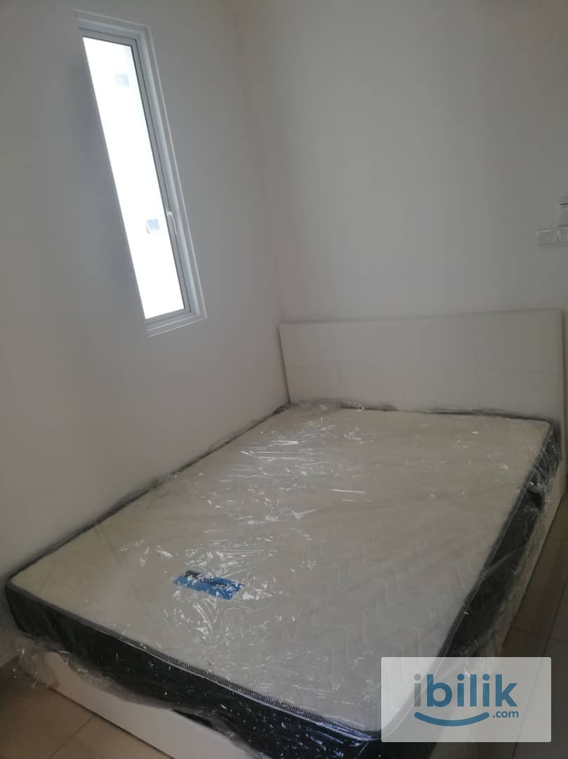 Female Small Room - Image 2