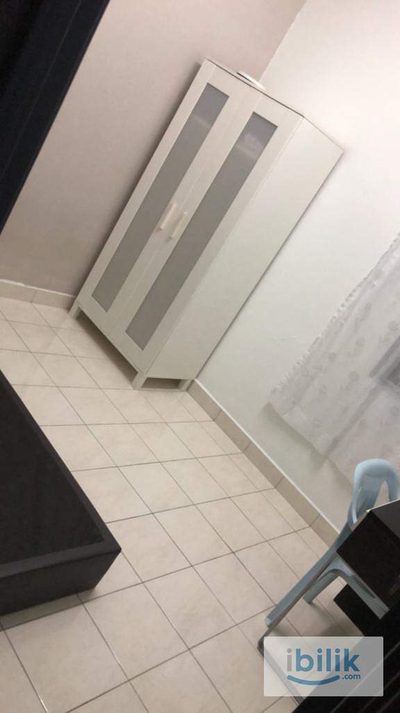 Kayu Ara Small room to let - Image 1