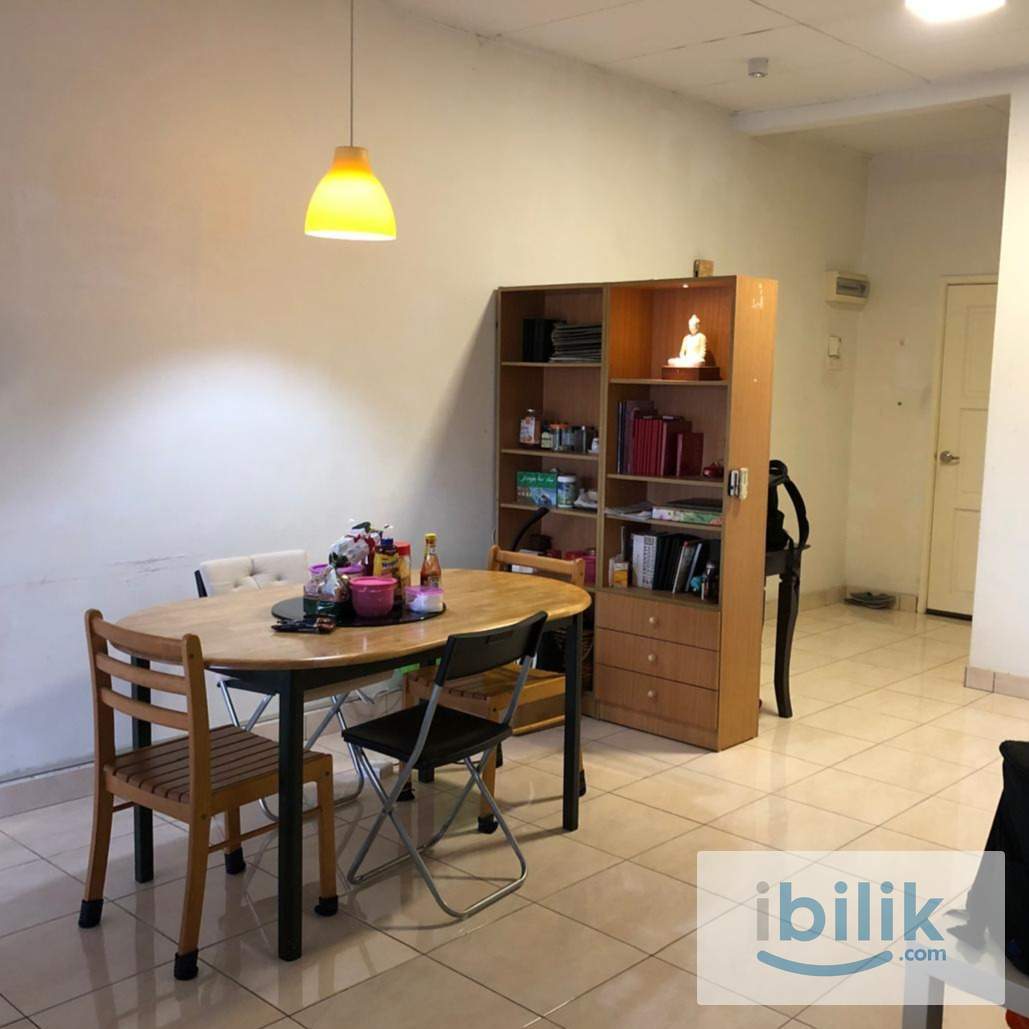 Kayu Ara Small room to let - Image 4