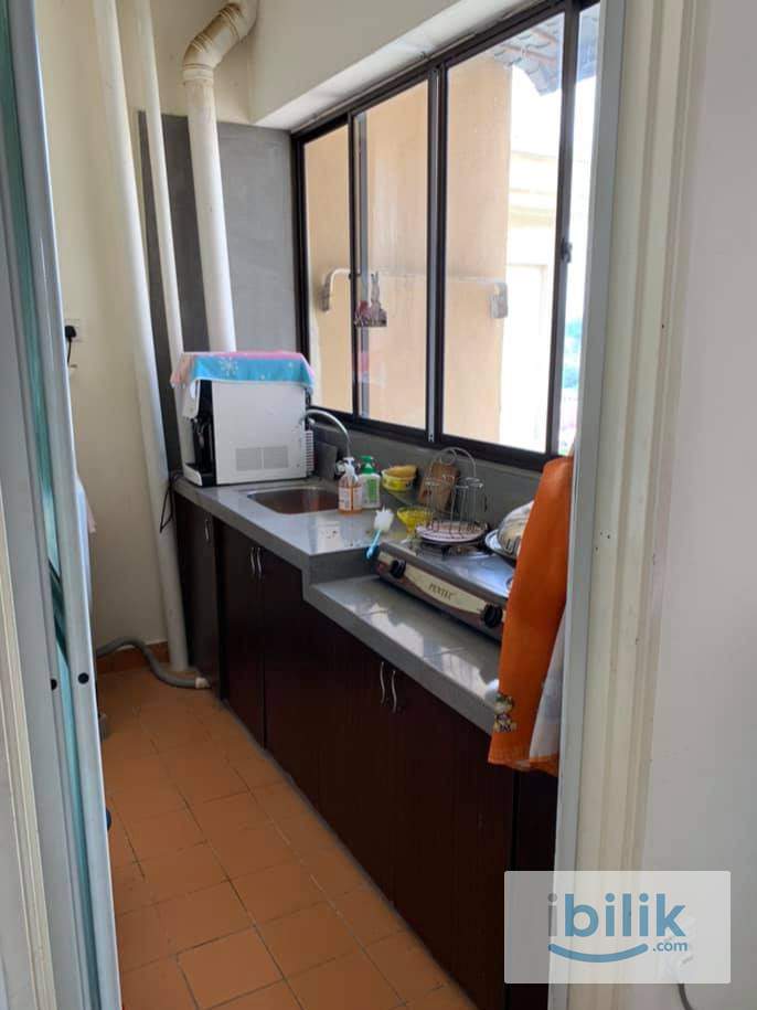 Old Klang Road SRI JATI condo Middle room for rent - Image 1