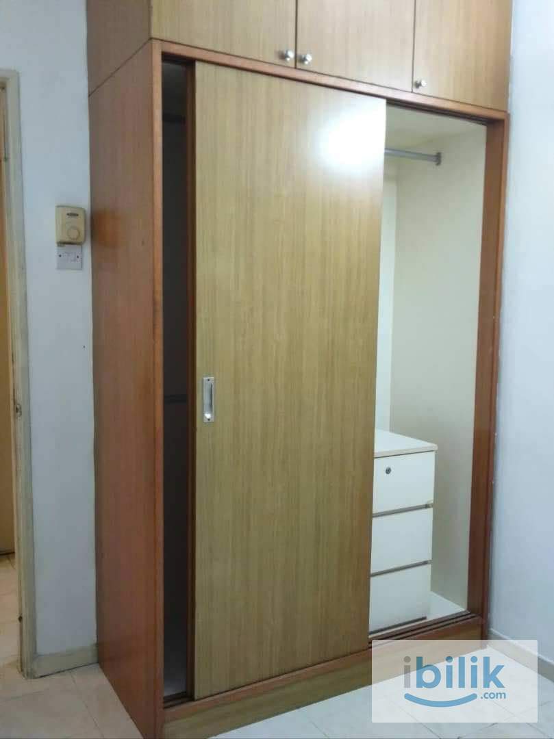 Old Klang Road SRI JATI condo Middle room for rent - Image 4