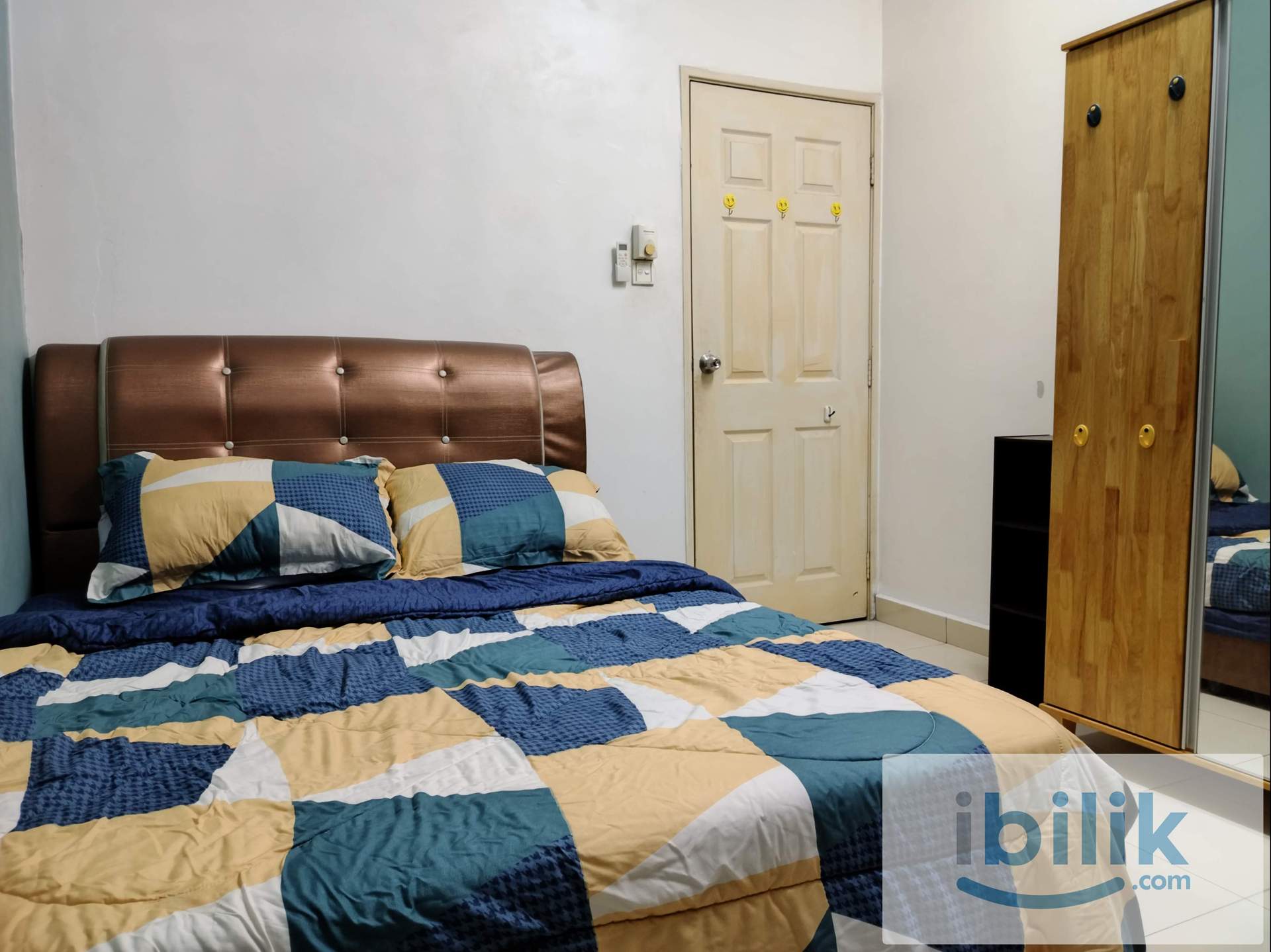 Medium Bedroom @ Suriamas Condominium, Bandar Sunway, Walking Distance to Sunway Pyramid - Image 3