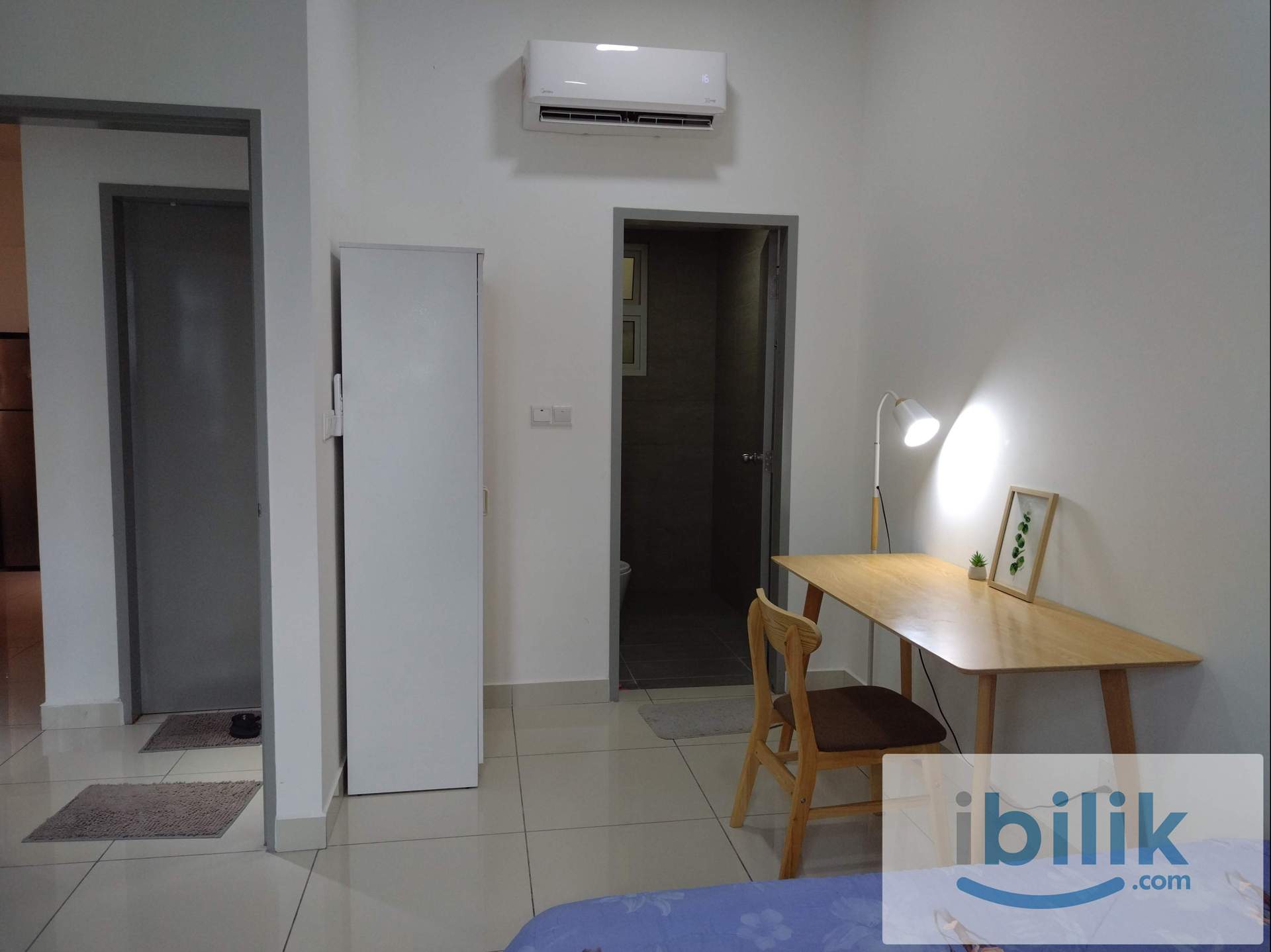 Master room @TR Titiwangsa, located right beside Public Transport Hub and Hospital Kuala Lumpur (Female Unit) - Image 4