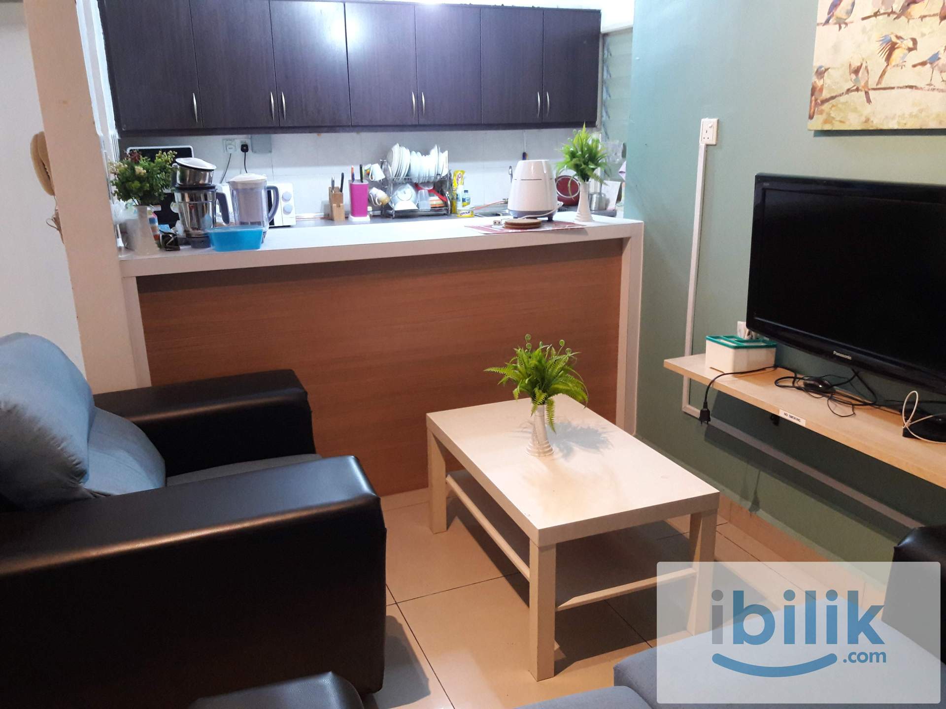 Medium room with balcony at Suriamas Condo Bandar Sunway, nice condo facility - Image 2