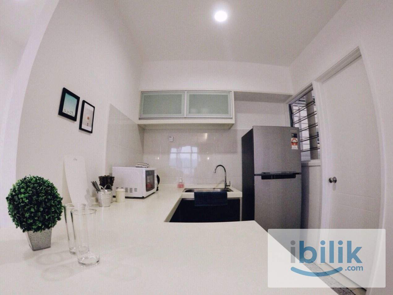 Small Room at Birch the Plaza for rent - Image 2