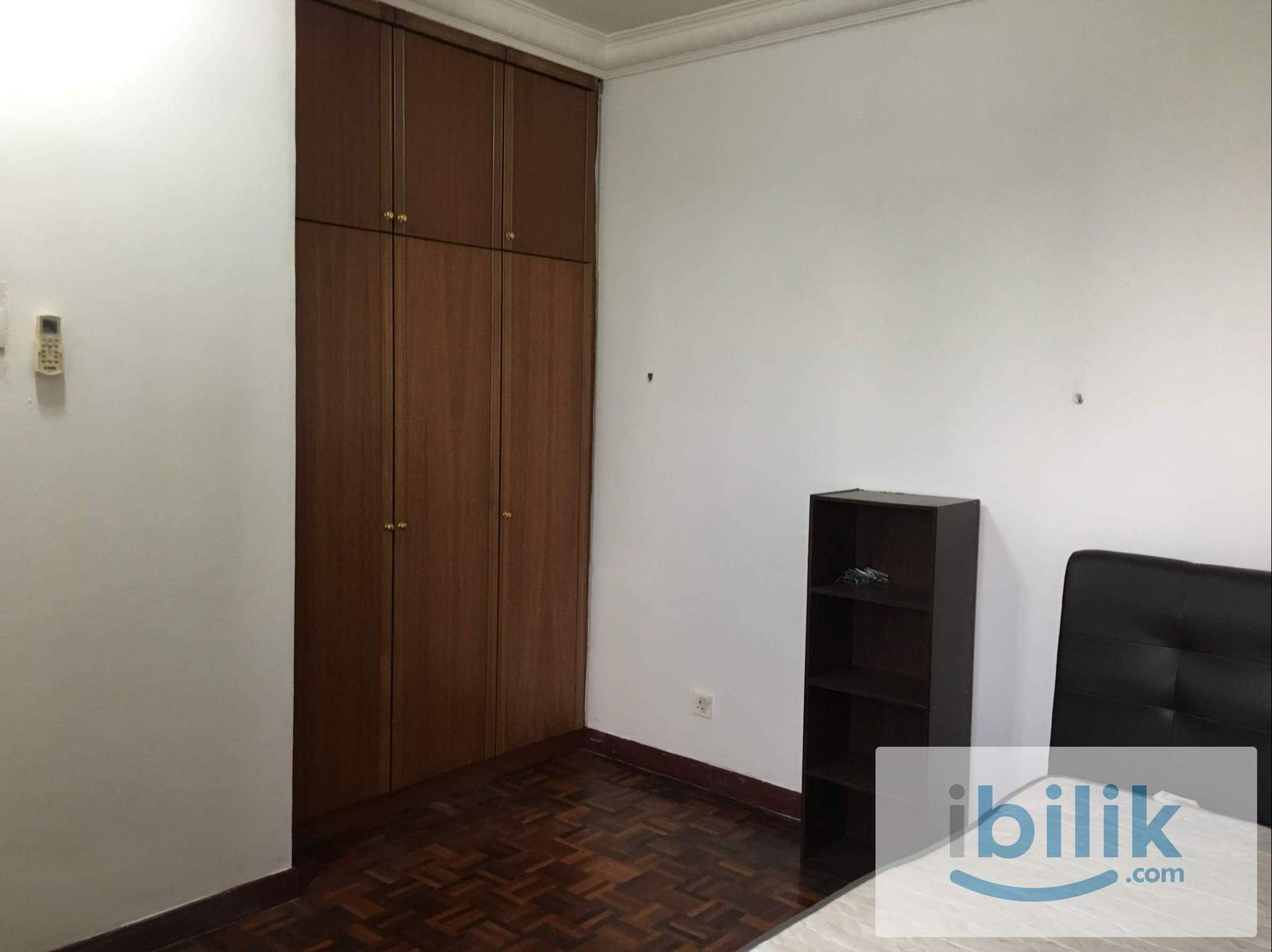 Middle Room at Mutiara Oriental Condo, PJ - Image 5