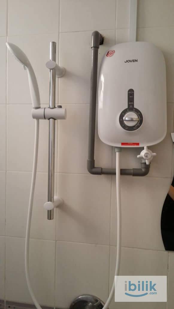 Room  - Image 3