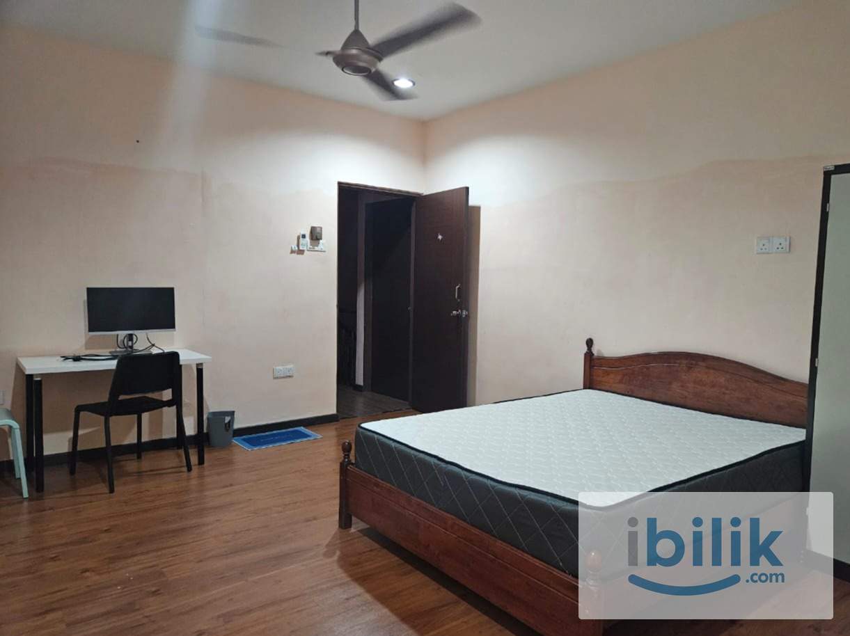 Middle Bedroom-Central of Alor Setar (Inclusive Utilities) - Image 5