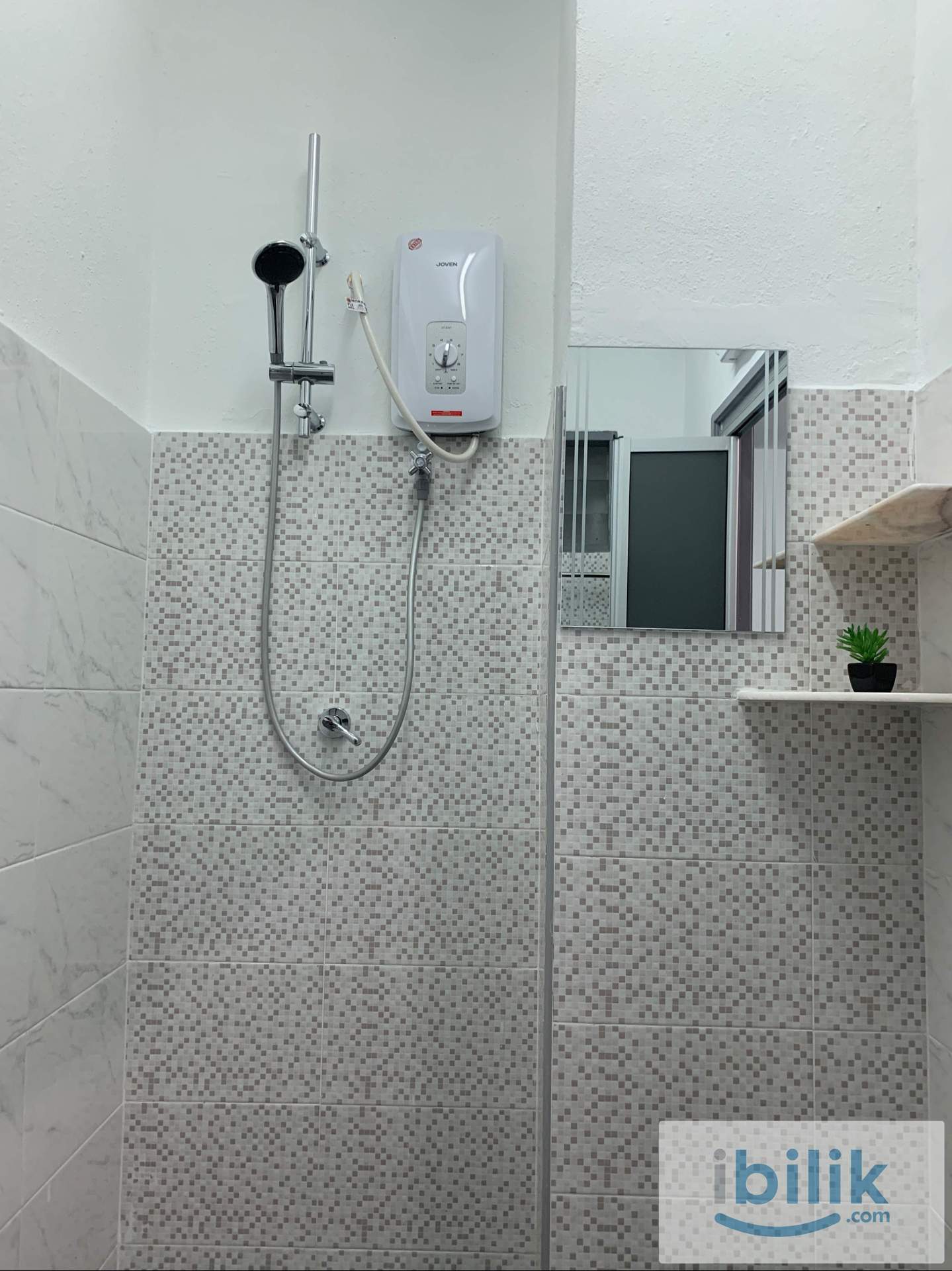 Premium SINGLE Room For Rent (FEMALE ONLY) Fully Furnish in Sg Dua, Penang (USM) - Image 5