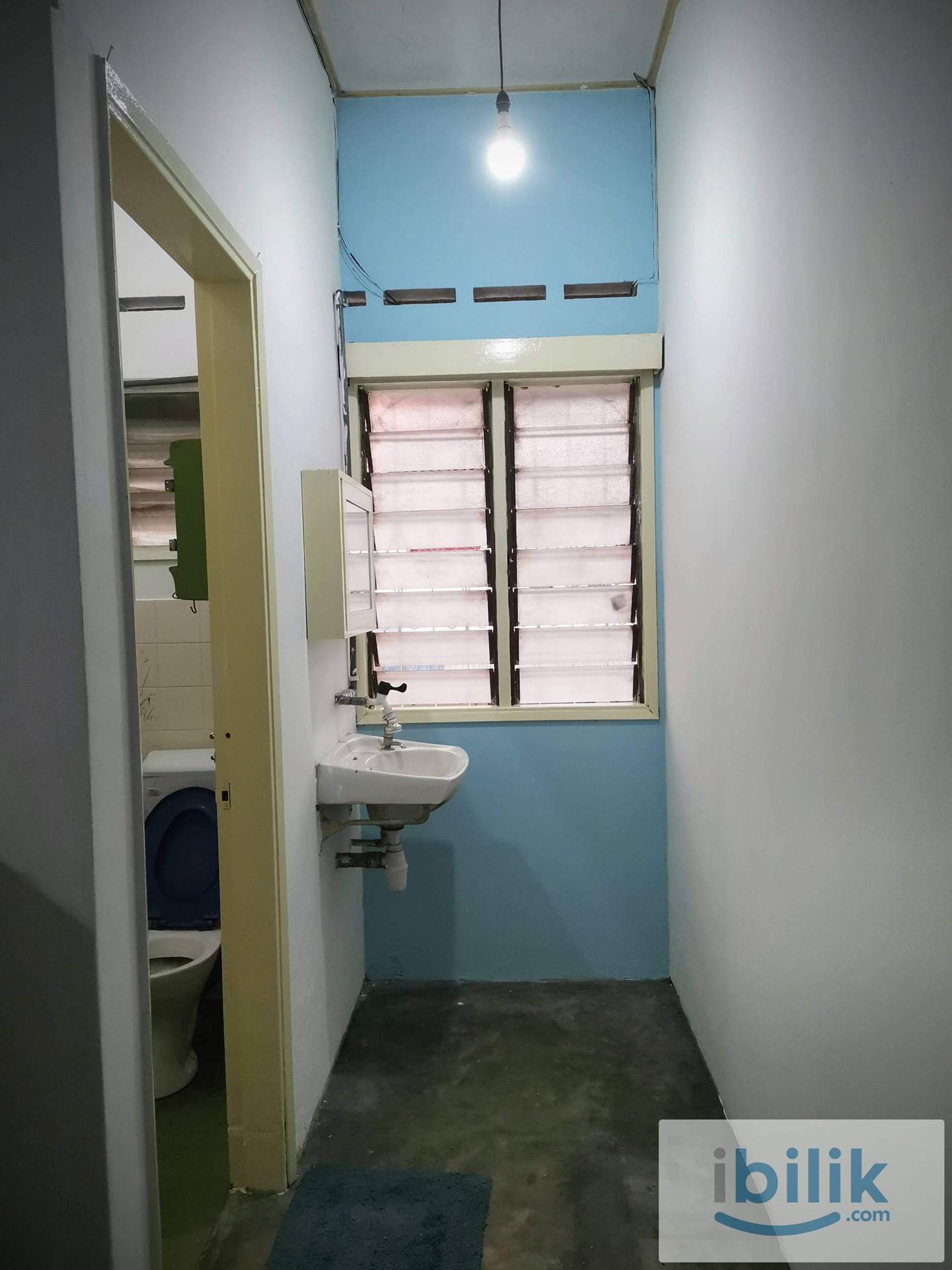 🚶🏽🚶Nice PAINT Balcony Furnished Room (3 Min WALK LRT Taman Paramount) - Image 9