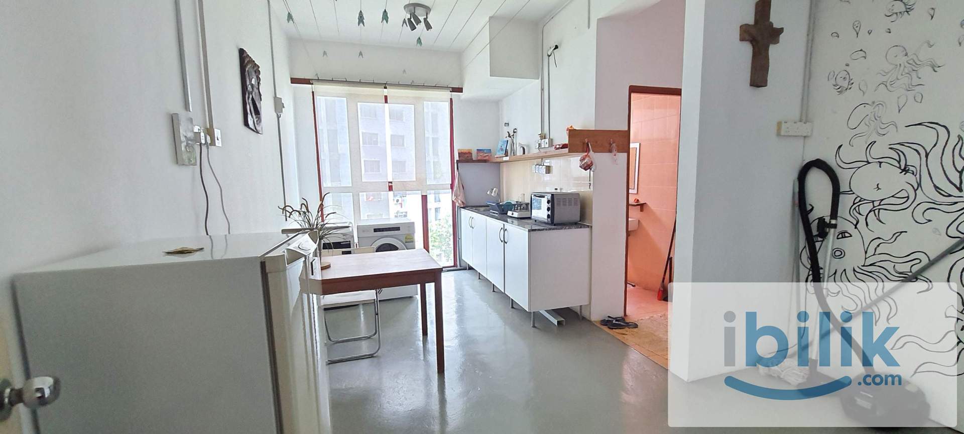 Bedroom for rent at Pelangi square - Image 3