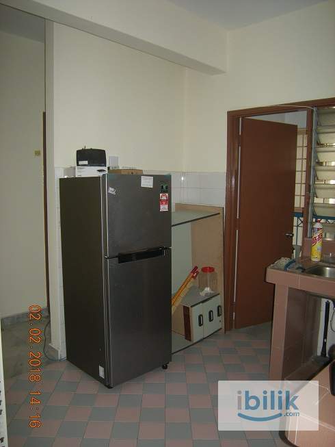 Master Bedroom for rent @ Menara Alpha - Image 4