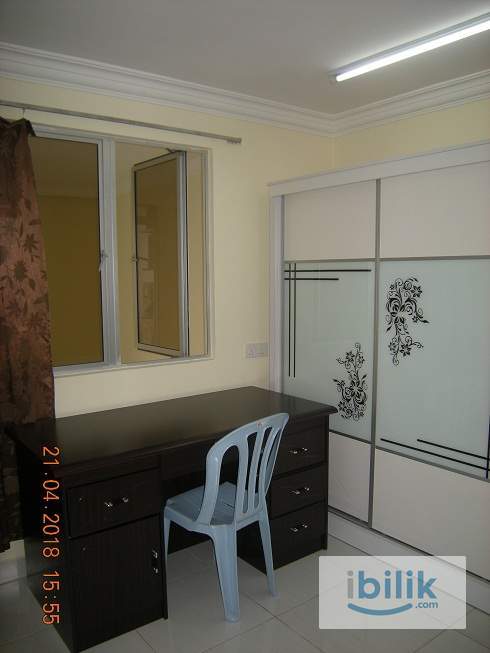 Medium Room at University Tower - Image 1