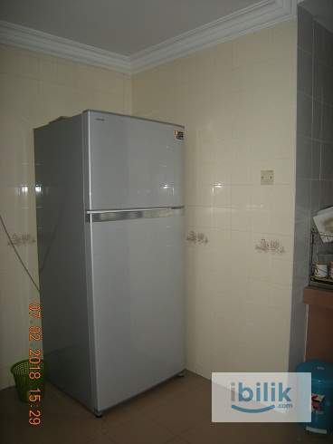 Medium Room at University Tower - Image 6