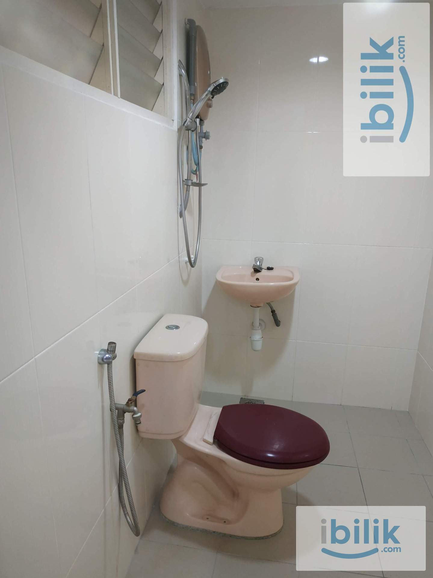 Dual Key Studio apartment at Pangsapuri Sri Pelangi - Image 1