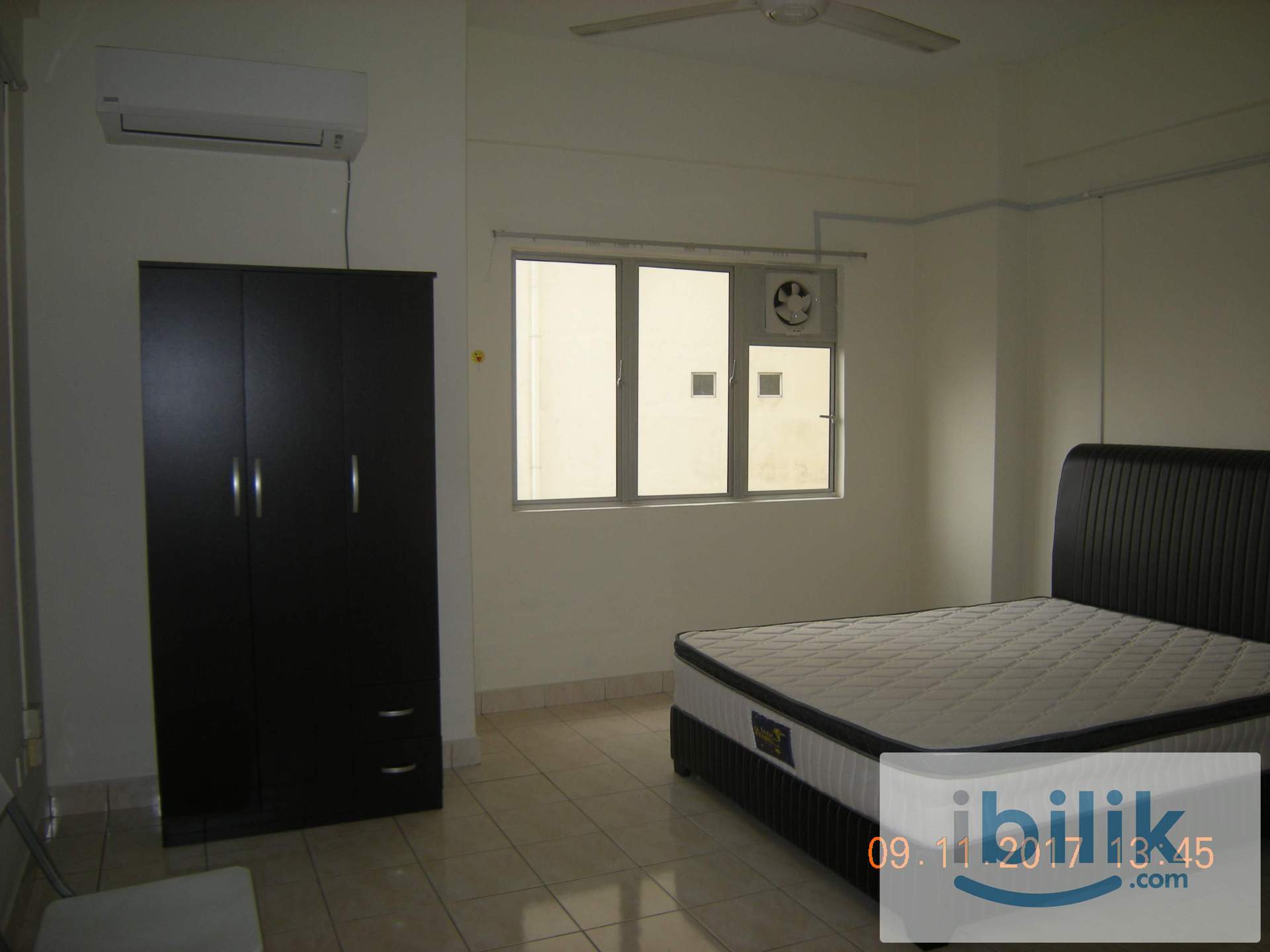 Master bedroom for rent at Prima setapak condominium - Image 2