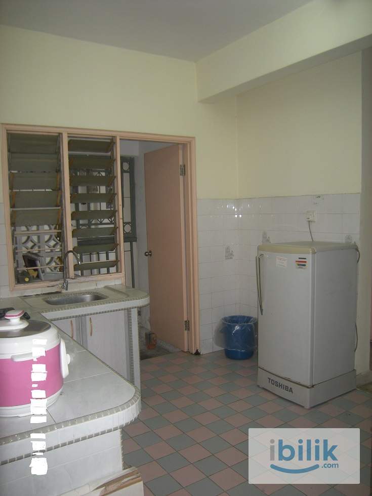Single Bedroom or Medium Bedroom at Menara Alpha - Image 3