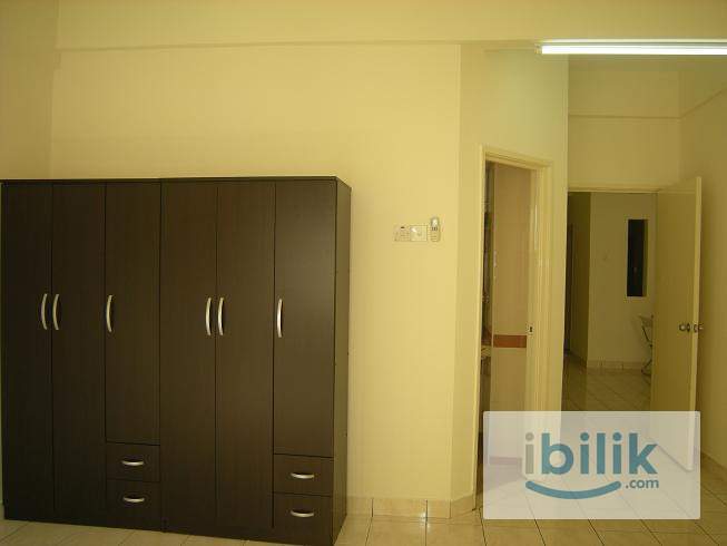 Master Bedroom at Prima Setapak Condominium - Image 1