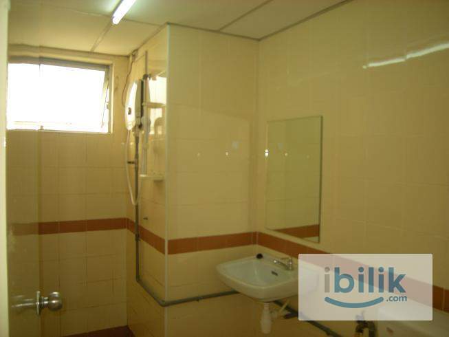 Master Bedroom at Prima Setapak Condominium - Image 3