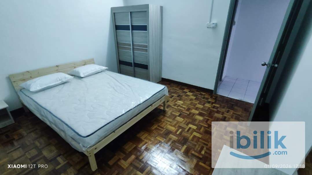 Medium Room  - Image 2