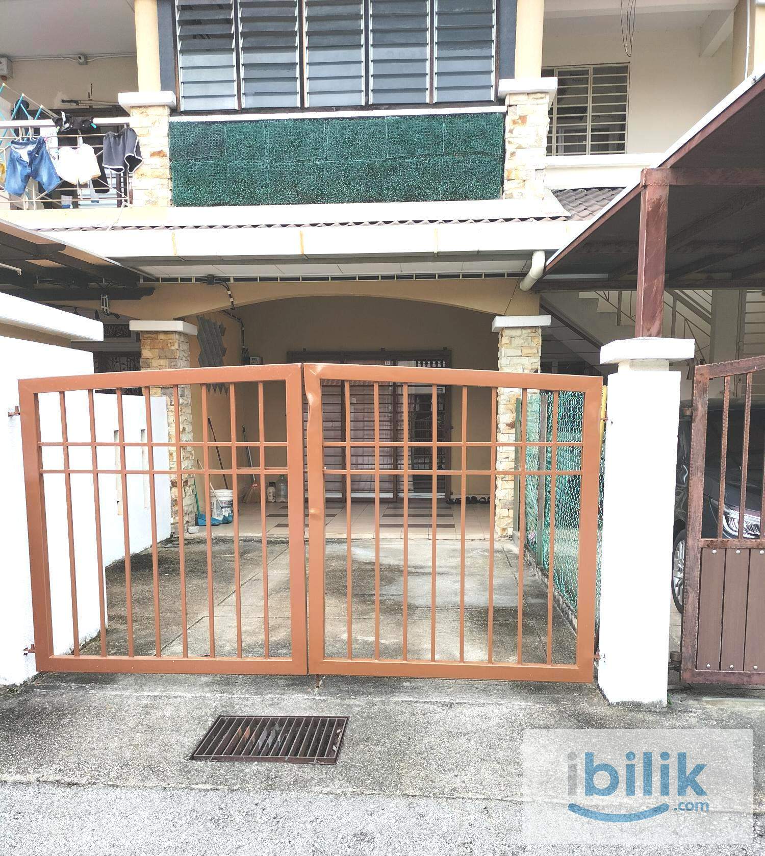 Fully furnished window room@Melati LRT Station  ,TAR UMT  - Image 1