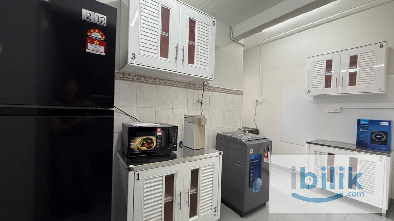Lagoon View Chinese Female Unit Room For Rent - Image 3