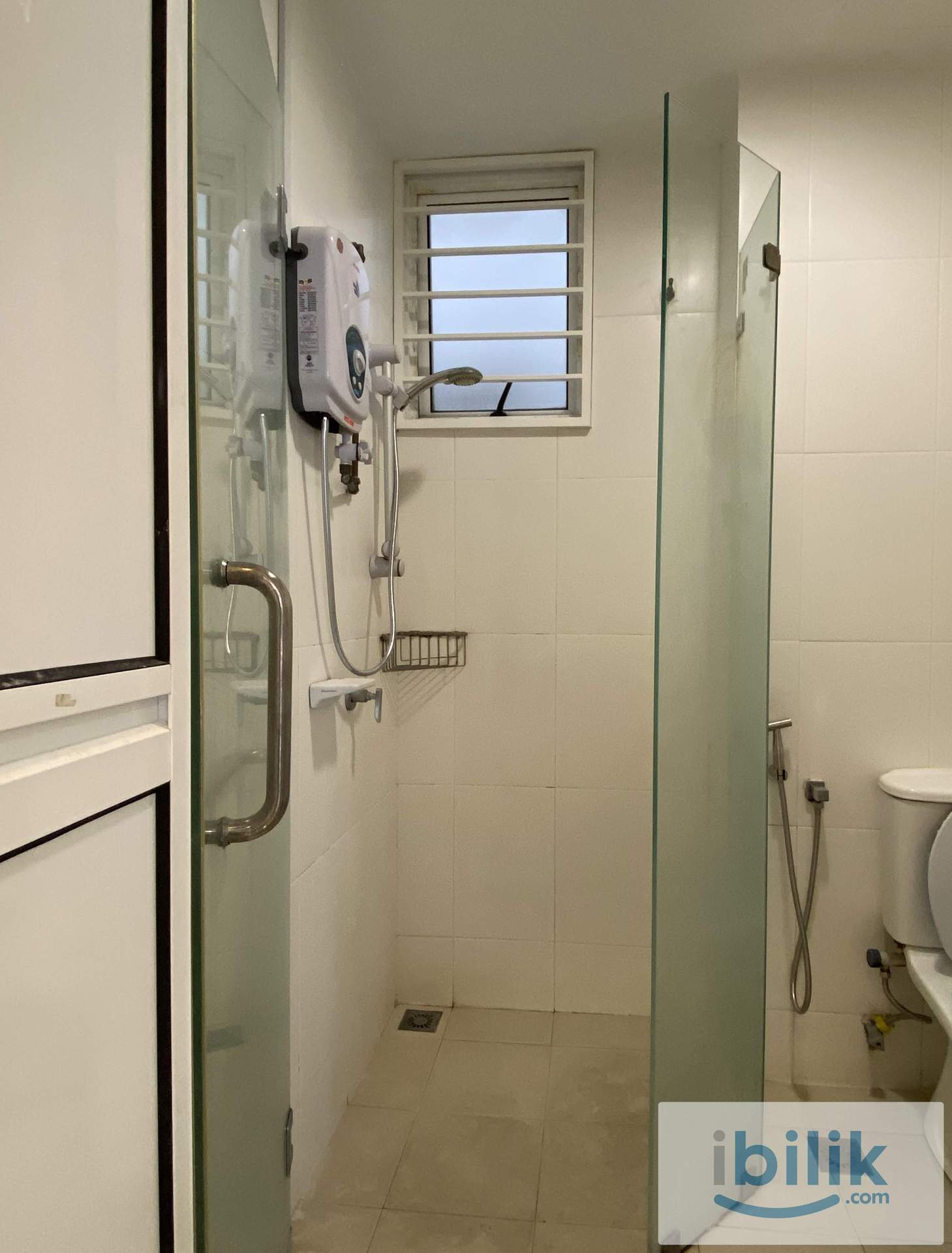 PJ Zenith Residences Single Room for Office Exec, Short Walk to Ascent, Paradigm Mall & LRT 3 - Image 7