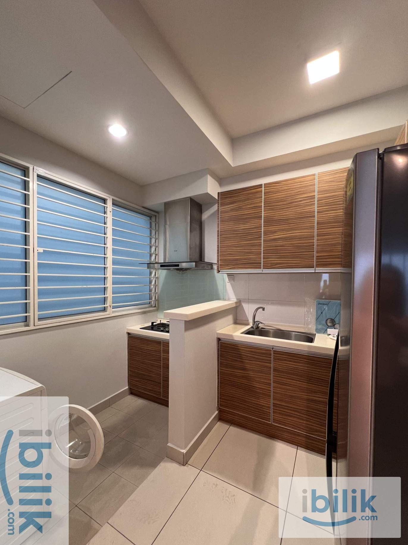 PJ Zenith Residences Single Room for Office Exec, Short Walk to Ascent, Paradigm Mall & LRT 3 - Image 6