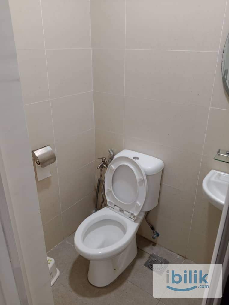 Free WIFI Single Room Female Unit at City of Green - Image 4