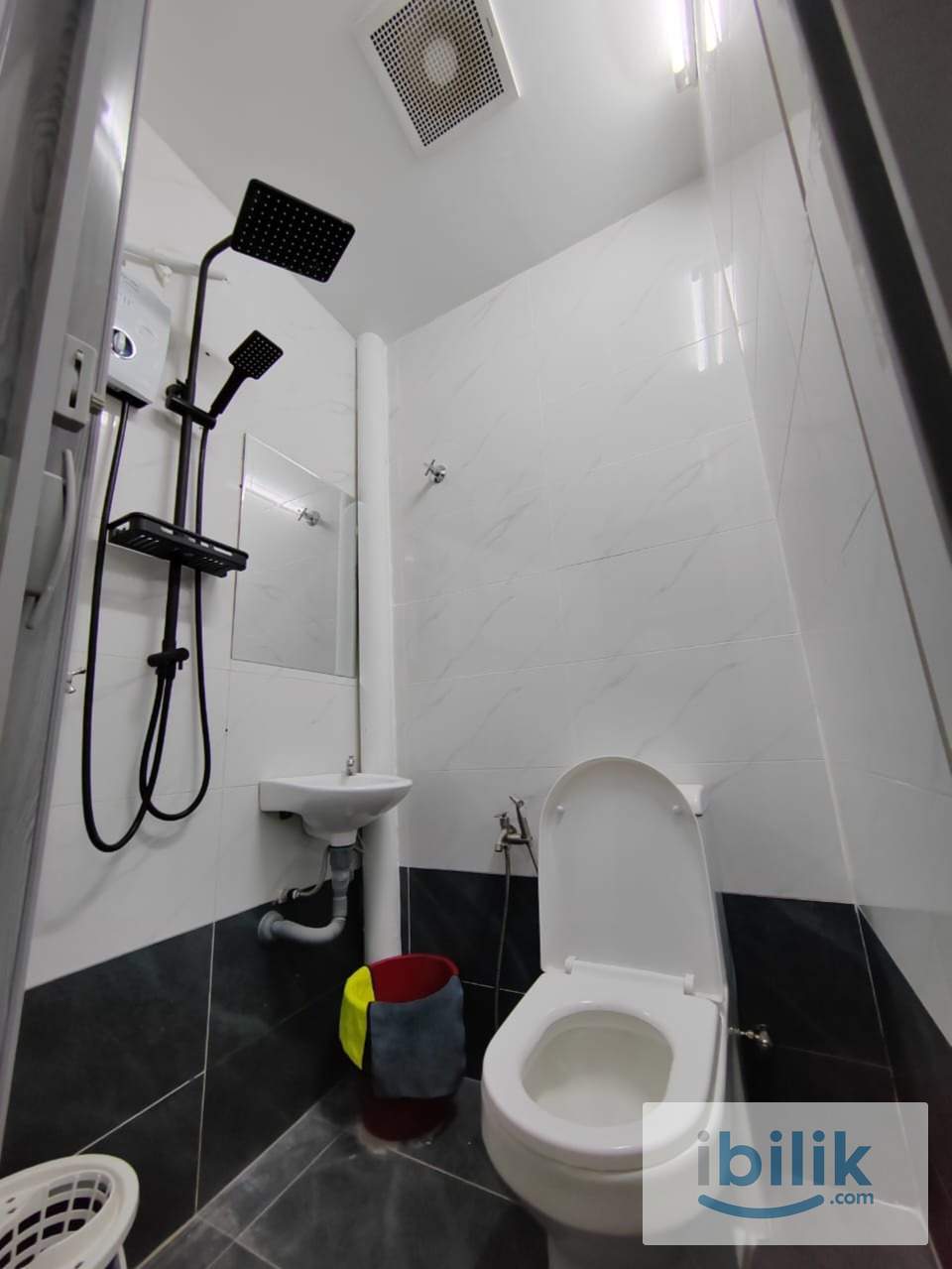 Fully Furnished Large Room nearby HTAR, Pantai Hospital, Port Klang - Image 7