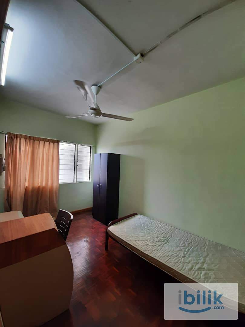 Happy Mansion Apartment - Section 17 - Image 1