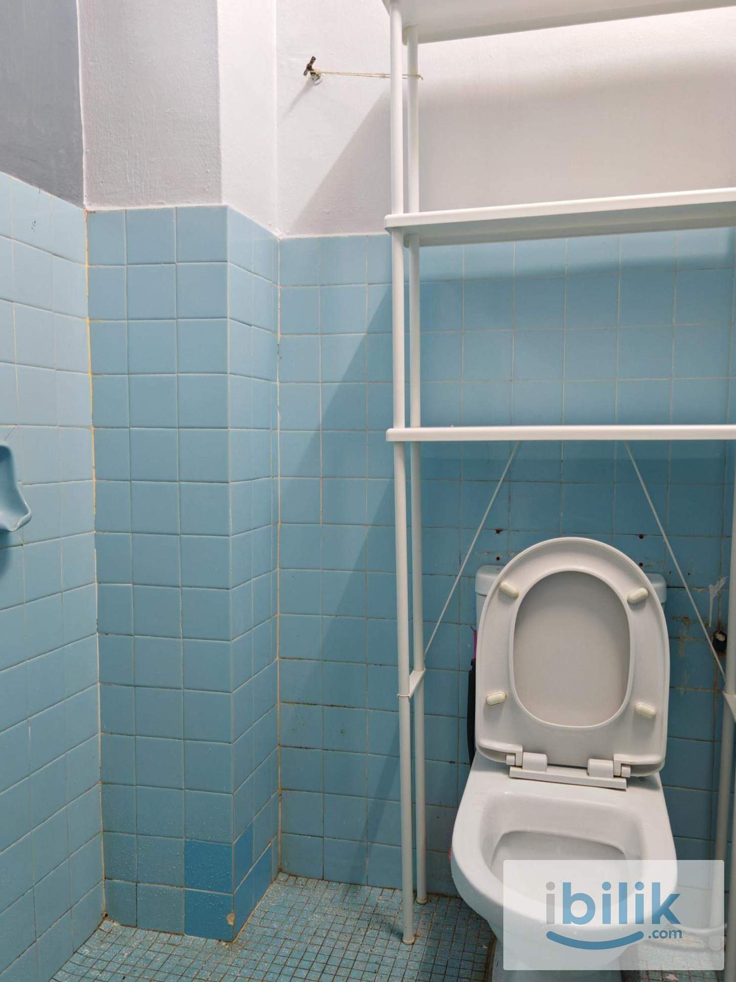 Middle room in SS 24 Taman Megah PJ - Image 3