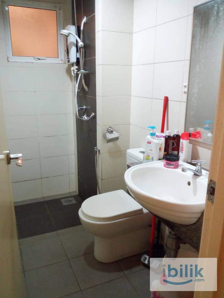 Cozy and large single room for rent at Metropolitan Square Damansara Perdana - Image 4