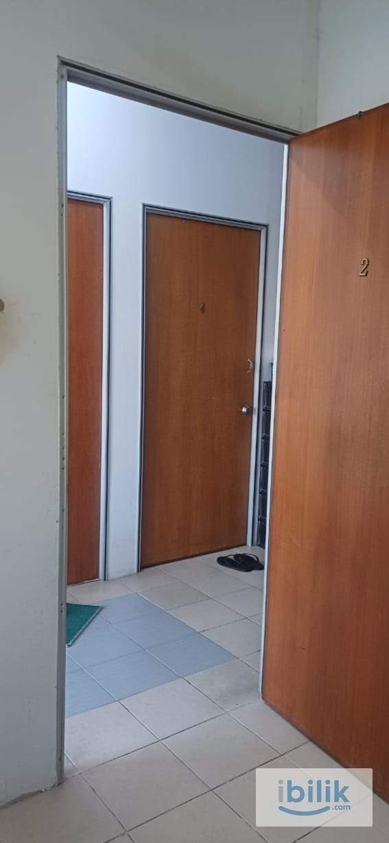 room - Image 5