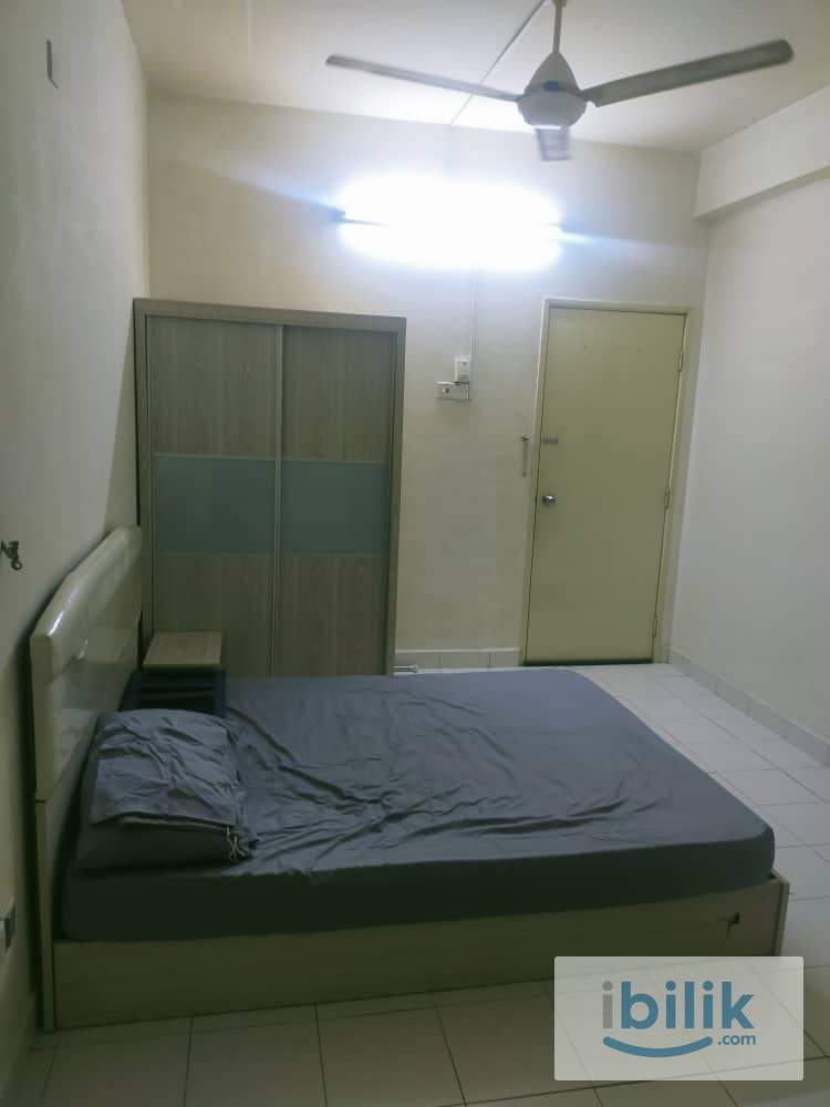Middle Room  - Image 1