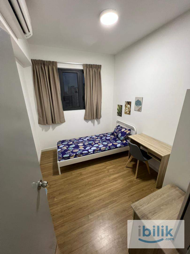 M Vertica Middle Room Female Unit, 4 min walk to LRT/MRT Maluri - Image 1