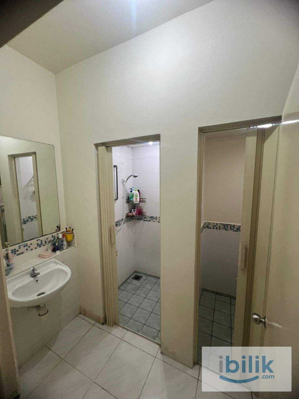 Seri Maya Middle Room Mixed Gender unit for rent, walking distance to LRT Setiawangsa, few stations to KLCC, KL Sentral - Image 10