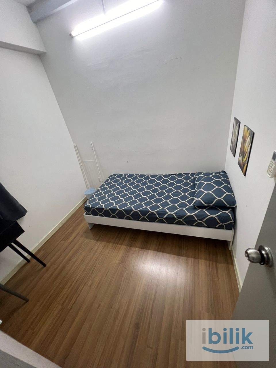 M Vertica Single Room Mixed Gender Unit For Rent,  walking distance to LRT/MRT Maluri - Image 1