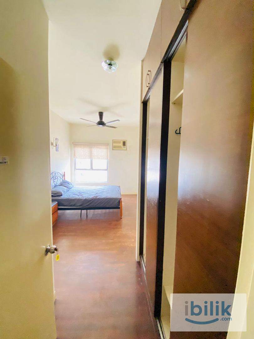 Seri Maya Master Room For Rent, Lady Only, Just 3/4 min walking distance to LRT Setiawangsa - Image 1